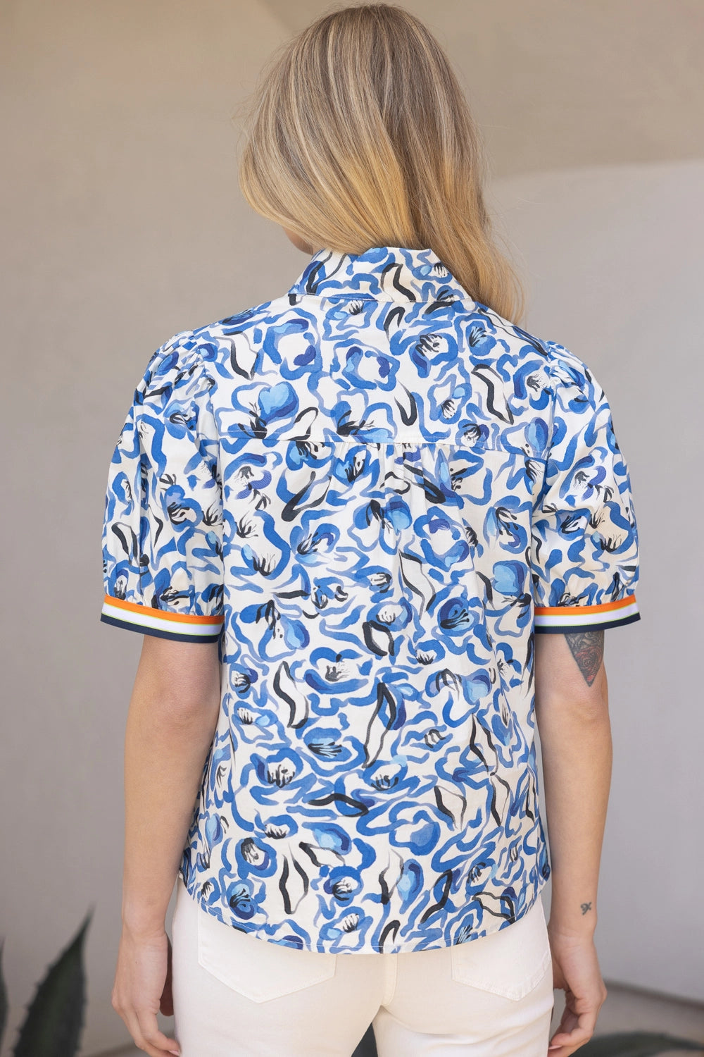 Blue floral contrast band top